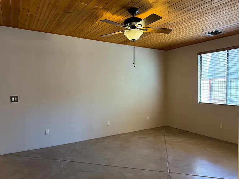 1717 N Baxter Dr — Photo 47