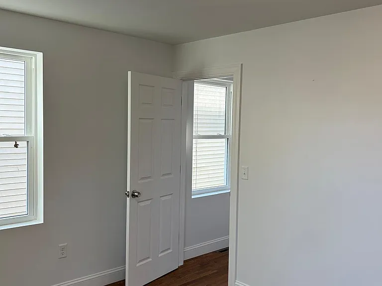 472 Friendship St #B — Photo 25