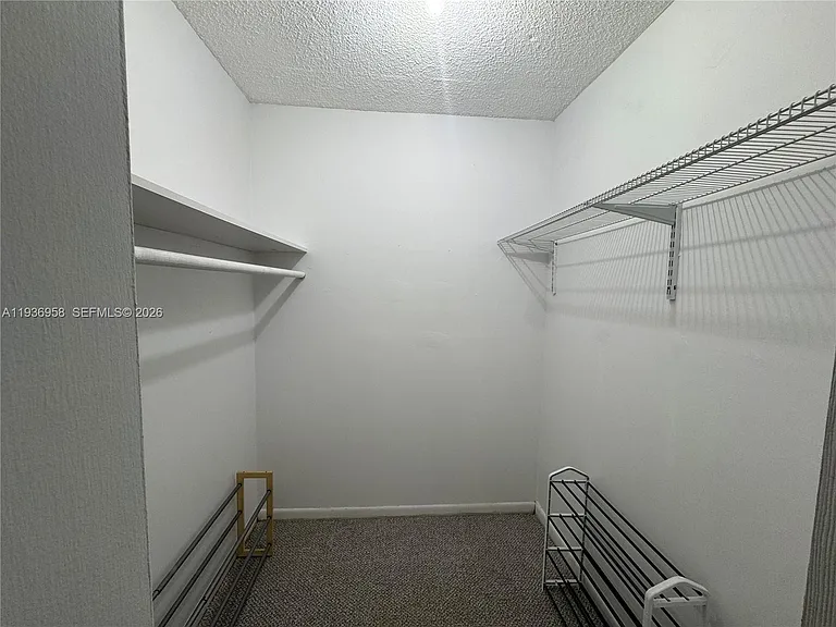 2821 N Miami Beach Blvd #5P — Photo 11