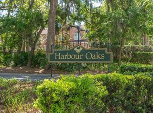 401 Harbour Oaks Dr, Saint Simons Island, GA 31522