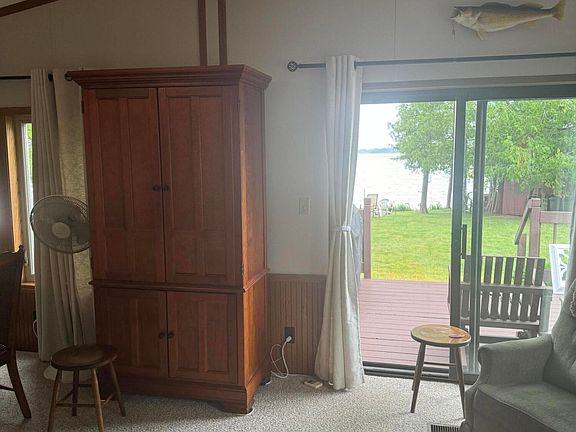 4th image of 14682 Lakeside Dr