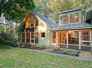 255 Holden Wood Rd, Concord, MA 01742