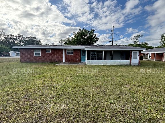 2nd image of 213 Cobia Dr