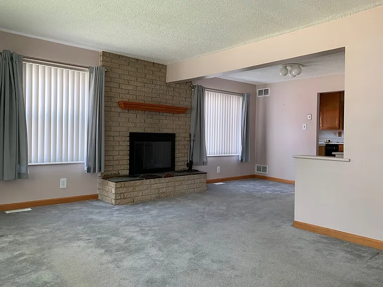 7428 Deering St — Photo 14