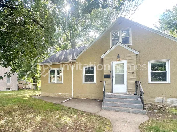 3940 3rd St NE, Columbia Heights, MN 55421