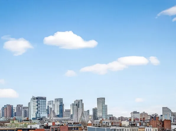 274 Bunker Hill St, Charlestown, MA 02129