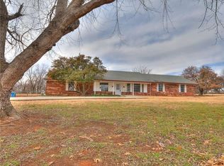 5709 Parkhurst Rd, Edmond, OK 73034
