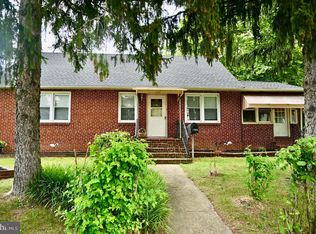 1704 Meetinghouse Rd, Upper Chichester, PA 19061