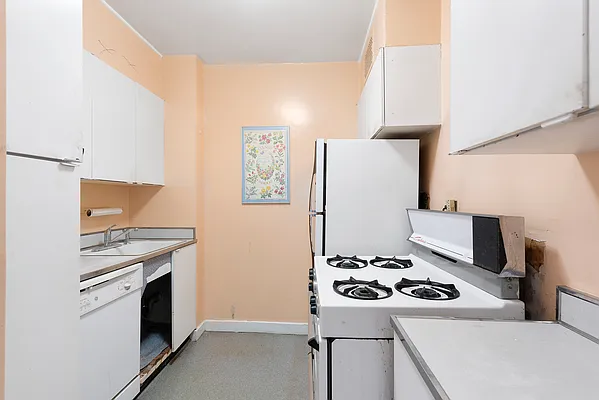 Sold by Corcoran | media 13