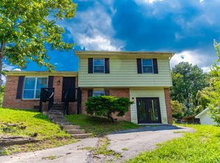 1414 Carousel Rd, Chattanooga, TN 37411