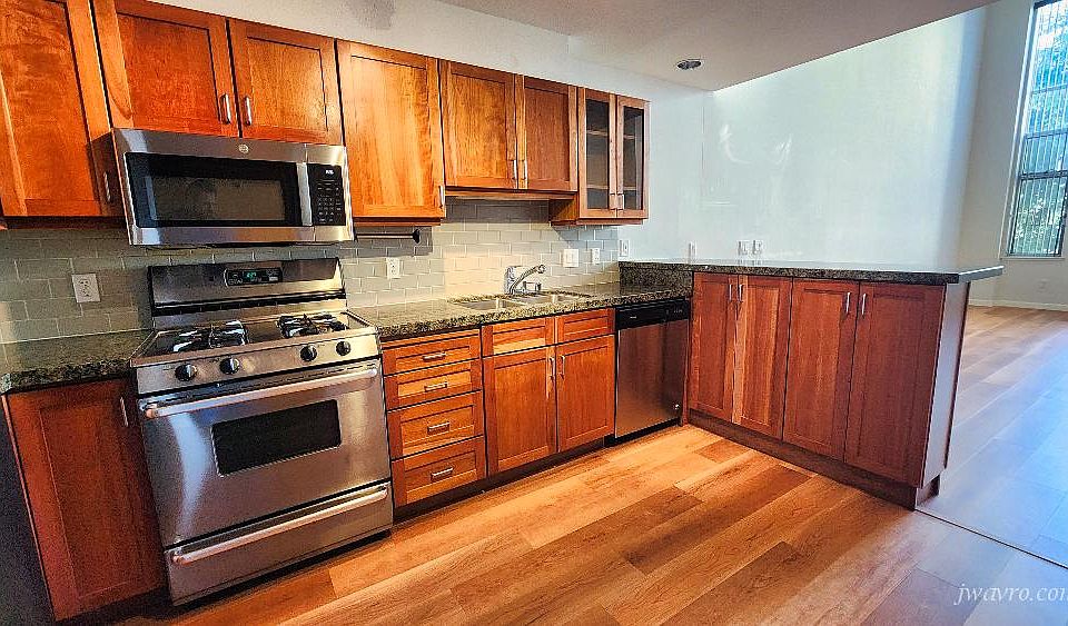 1st image of 950 Harrison St Unit 115