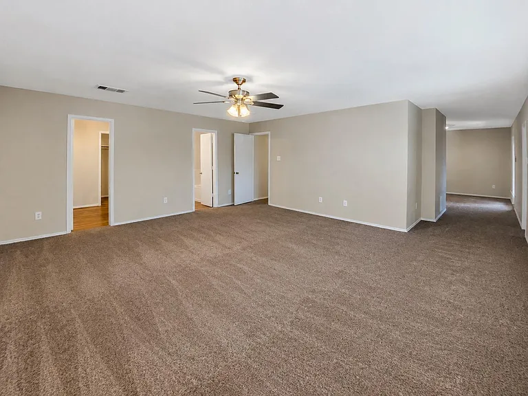 525 Eagles Nest Cv — Photo 22