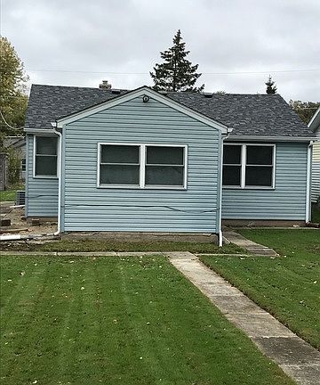 2nd image of 22995 W Lake Shore Dr