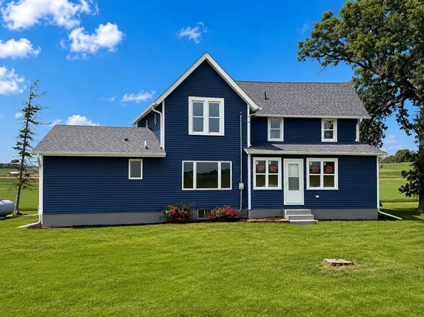 N2485 County Road II, Portland, WI 53925-9113