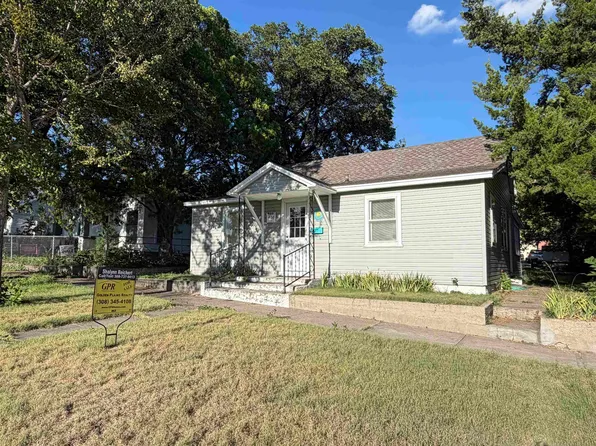 407 W 2nd St, McCook, NE 69001