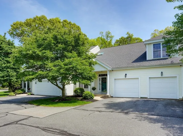 1 Kingson Ln Unit 2, Medway, MA 02053
