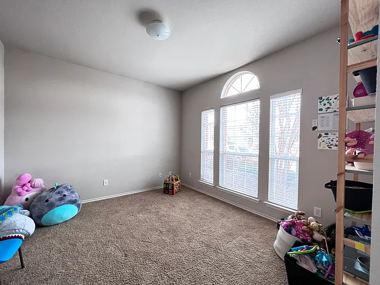 6441 Payton Dr — Photo 12