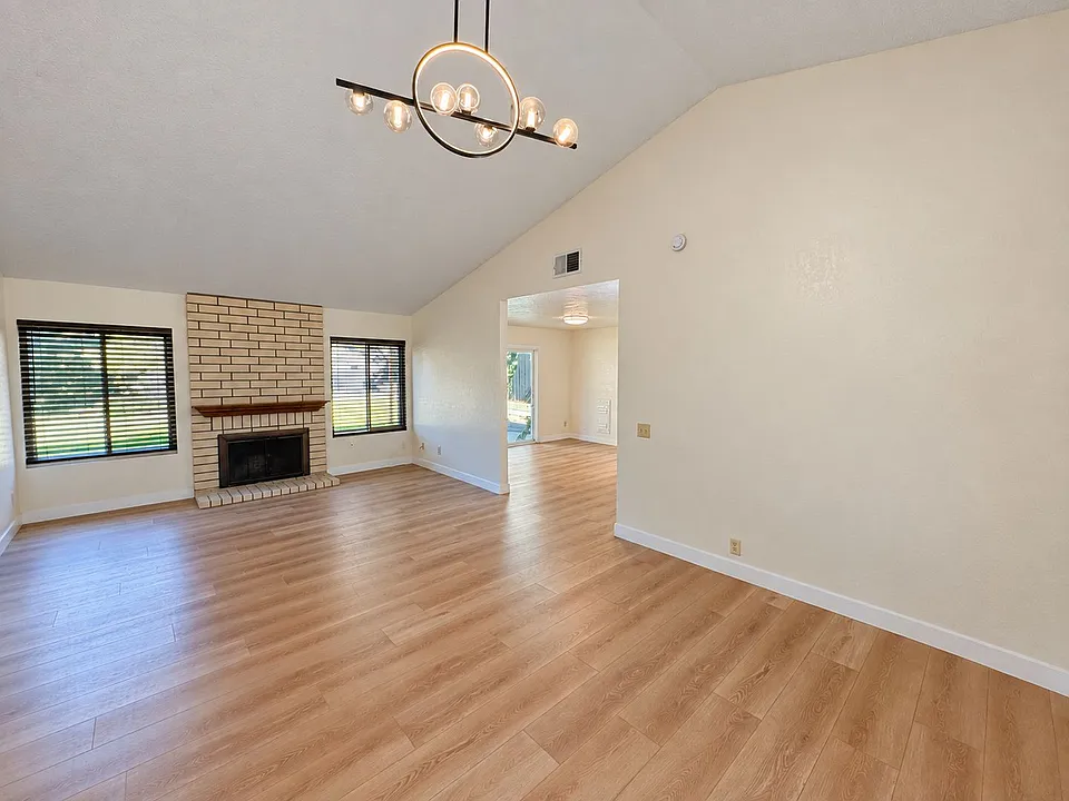 10306 Princess Joann Rd