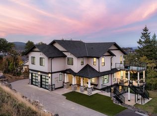 1414 Grand Forest Close, Langford, BC V9B0L2