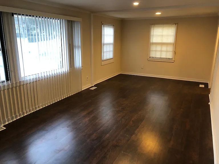 2317 Henry Cir — Photo 14