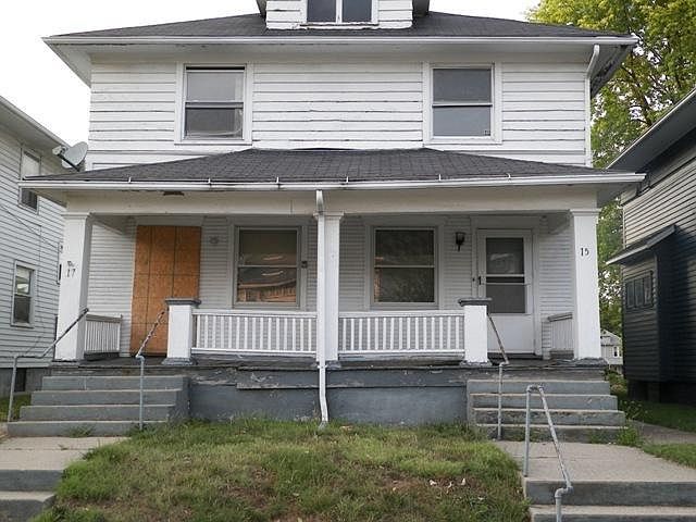 2nd image of 15 Niagara Ave