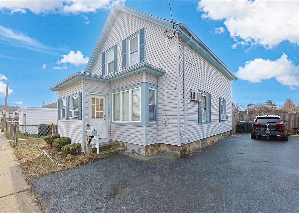 1st image of 31 Russell St