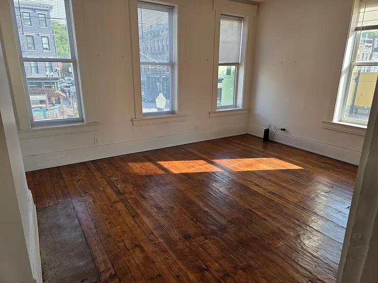 101 W Elder St #201 — Photo 4