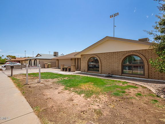 4th image of 4607 W EL CAMINITO Drive