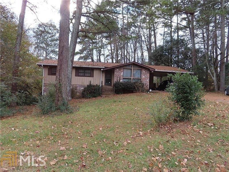 2nd image of 779 Springwood Dr