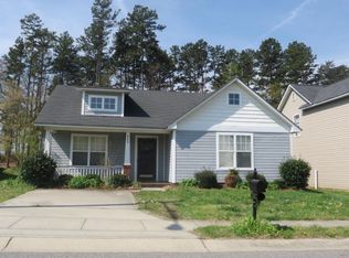 853 Raindrops Rd, Gastonia, NC 28054