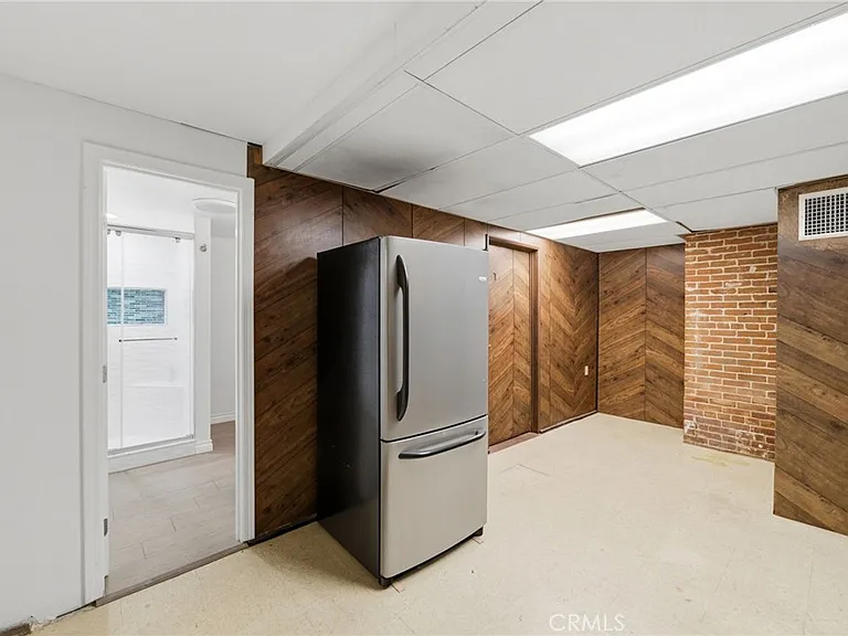 1200 Cedar Ave — Photo 29