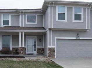 21634 W Summer St, Spring Hill, KS 66083