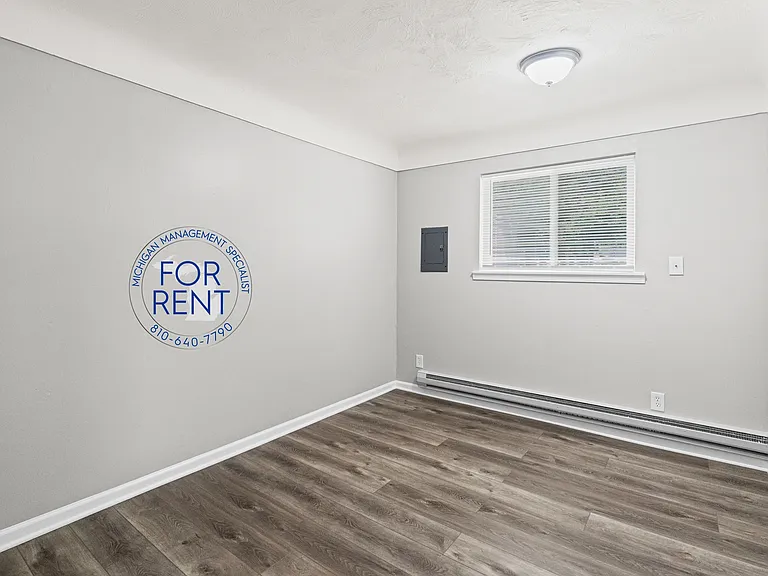 201 N Church St #3 — Photo 5