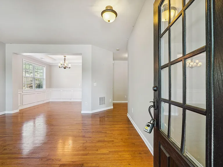 4450 Dartford Rd — Photo 5