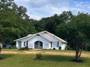 579 Holmesville Rd, Jayess, MS 39641