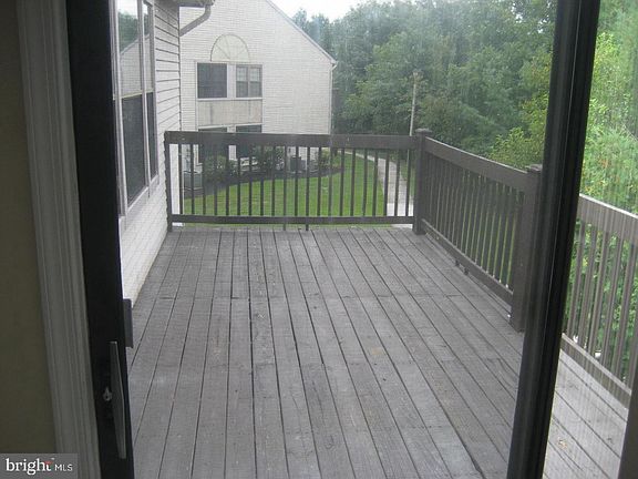 5th image of 24 Neville Ct