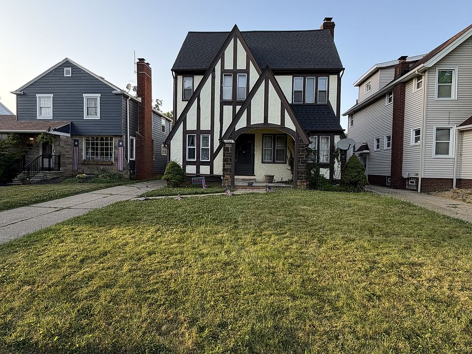 1st image of 17917 E Park Dr