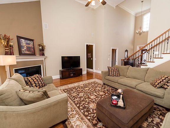 5th image of 111 Dunwoody Way