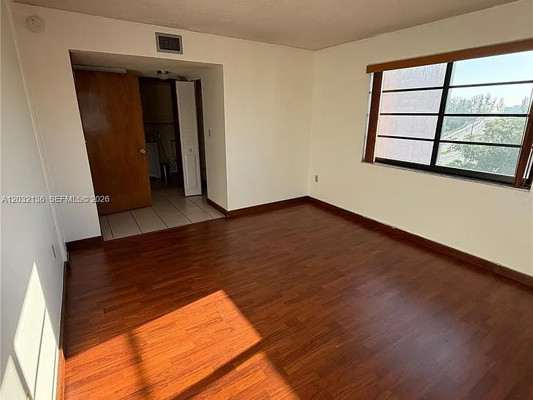 605 NW 72nd Ave #509 — Photo 5