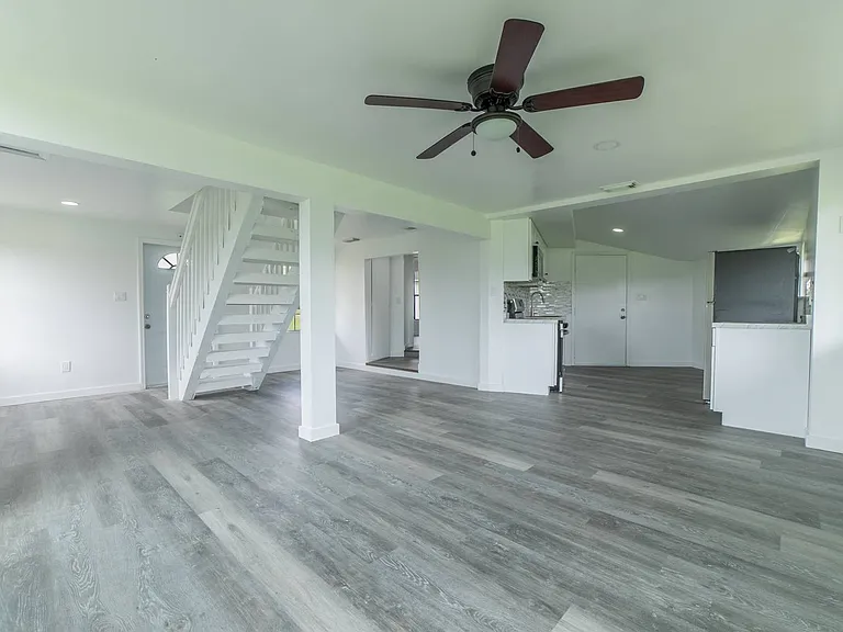 19505 NW 80th Dr — Photo 23