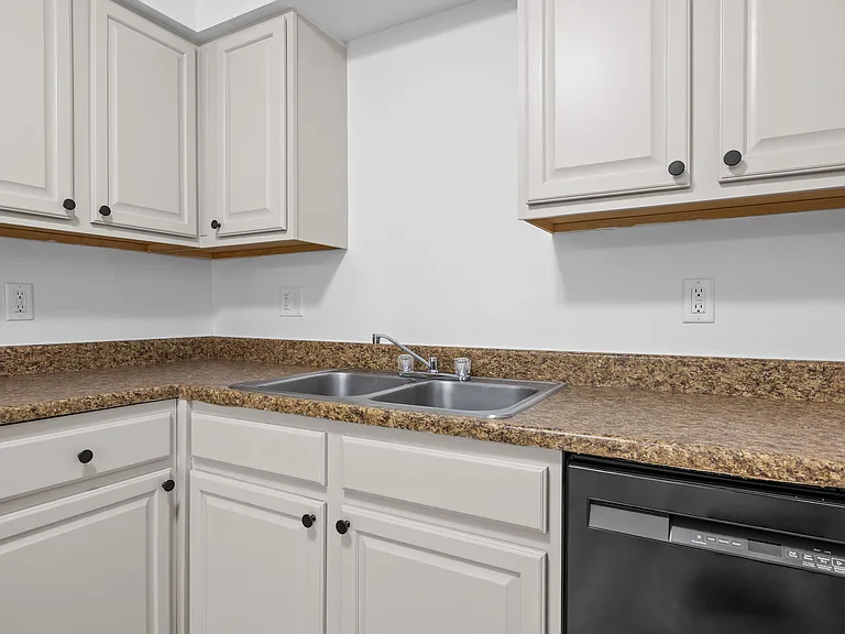Grand Vision Apartments at Kirkwood — Photo 6