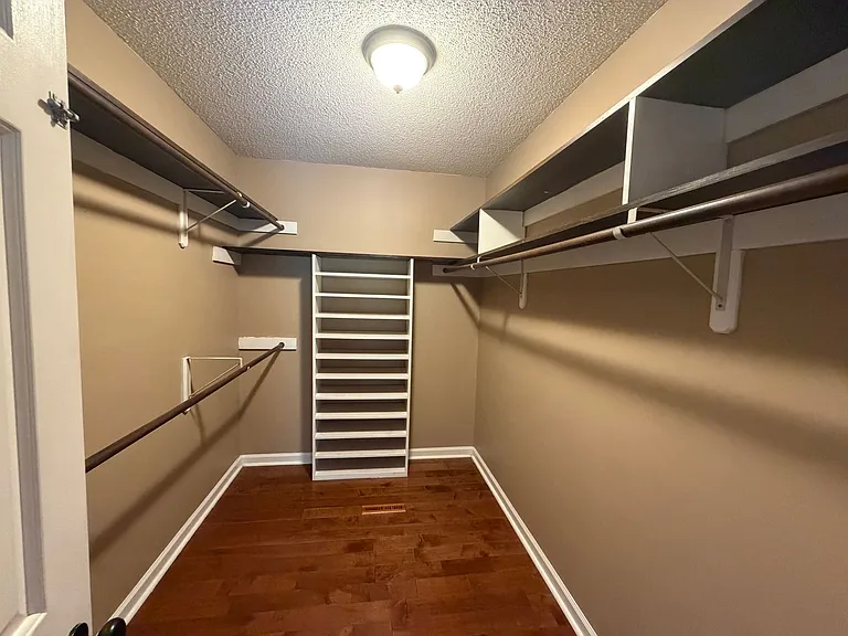 332 Quail Holw — Photo 12