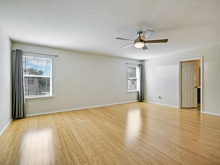 6516 Alum Rock Cv — Photo 12