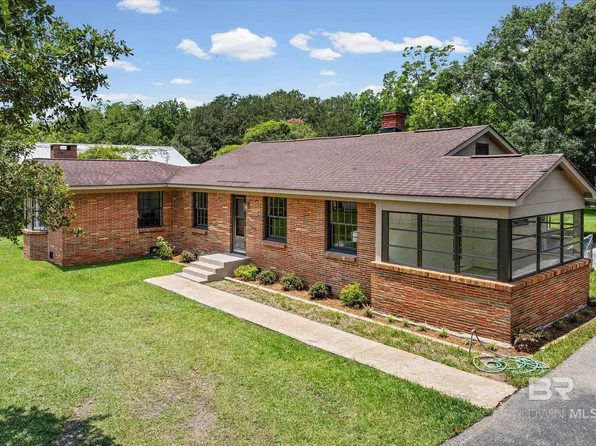 1301 Randall Ave, Daphne, AL 36526