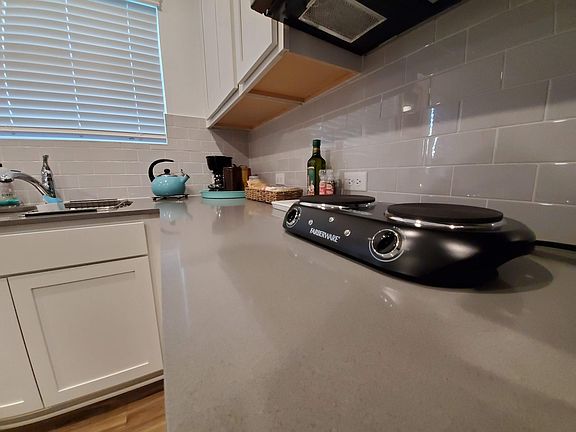 4th image of 129 Escondido Cir #2