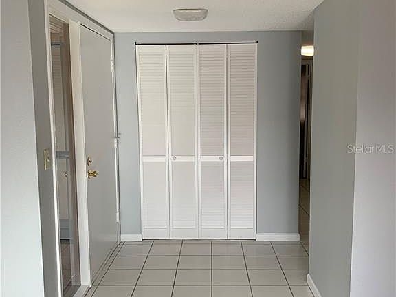 3rd image of 180 Magnolia Woods Ct APT 1B