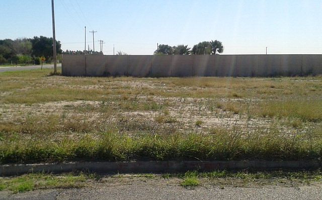 1st image of 2800 Richies Cir