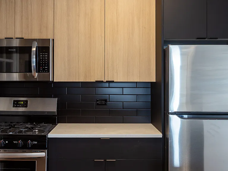 4120 N Keeler Ave #1 — Photo 7