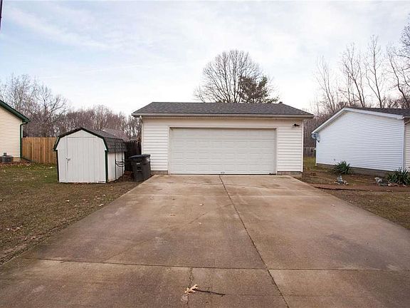 2nd image of 136 Greenvalley Ct