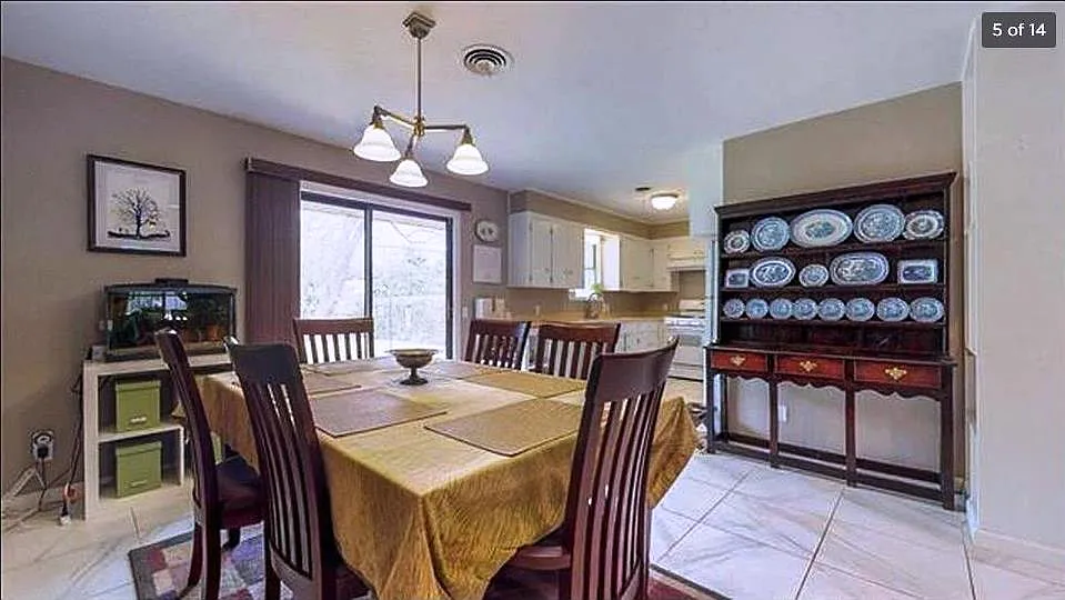 8206 Rockwood Ln — Photo 4